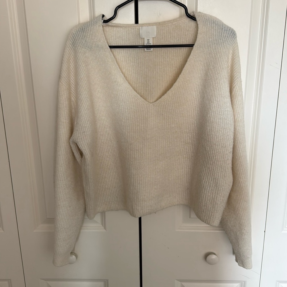 Cream Cropped Sweater